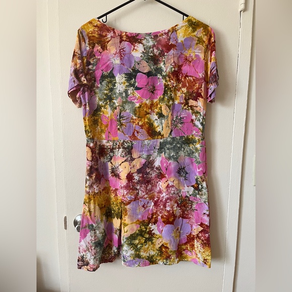 Vintage 90s Floral/Tie Dye Lightweight Button-Up Dress - Picture 3 of 5